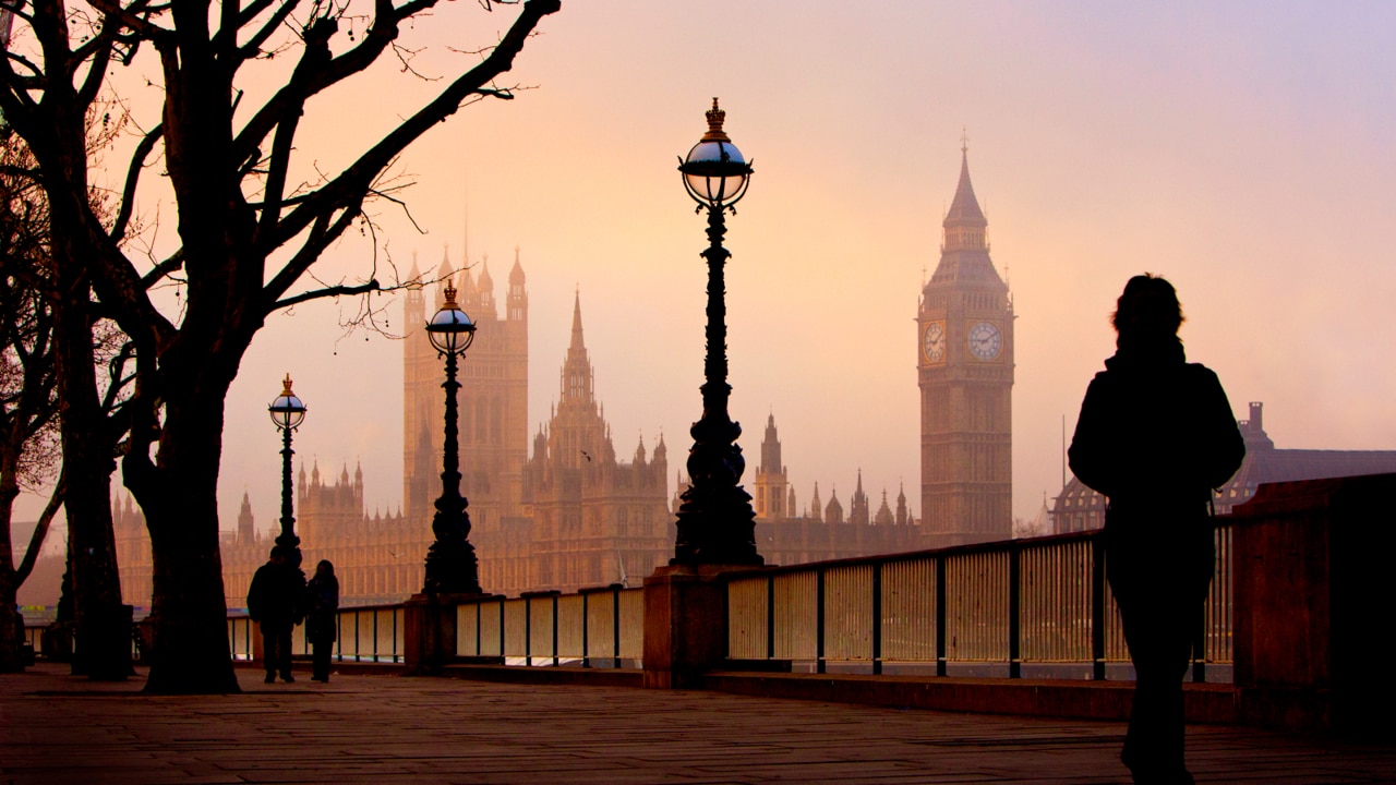 UK government warns residents of three-hour total blackouts