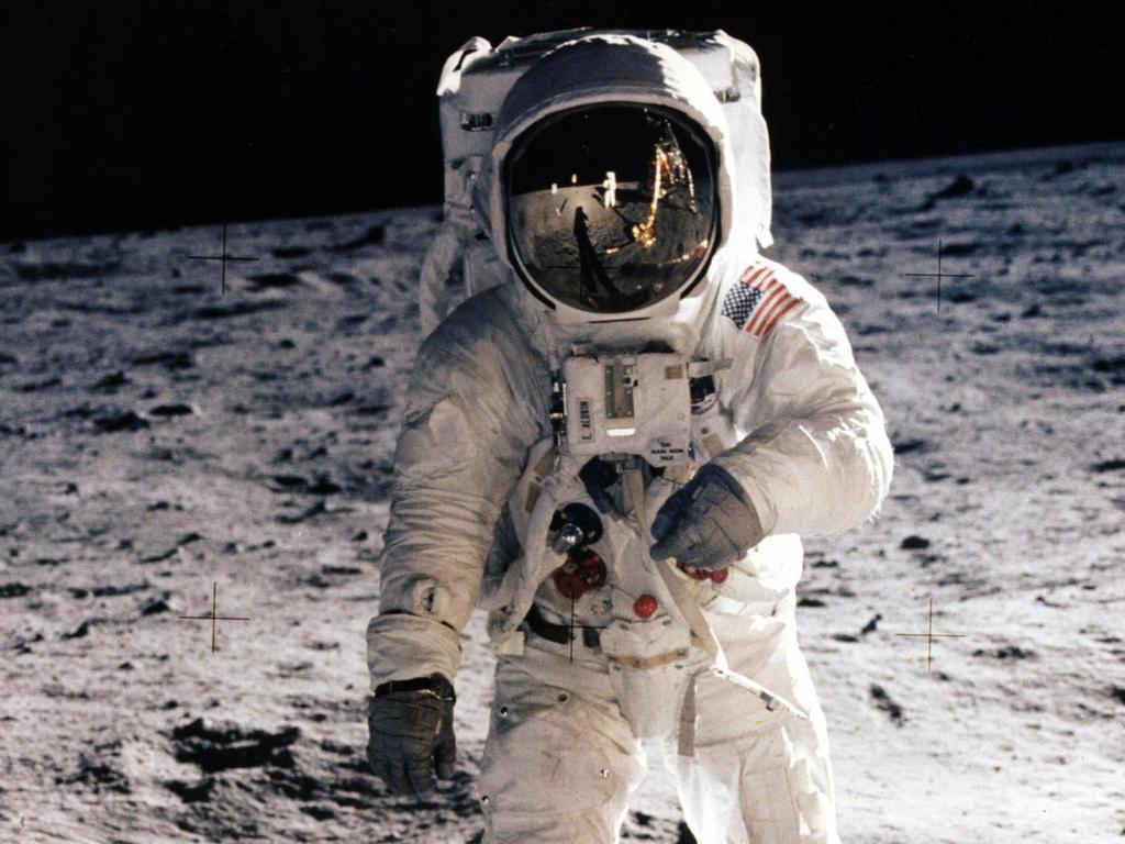 (FILES) In this file photo taken on July 20, 1969 astronaut Buzz Aldrin, lunar module pilot, walks on the surface of the moon during the Apollo 11 extravehicular activity (EVA). - On July 21, 1969, US astronaut Neil Armstrong is the first man to step onto the Moon, his teammate Edwin Aldrin joining him around 20 minutes later. Between 1969 and 1972, 12 astronauts -- all American -- walked on the Moon as part of NASA's Apollo program. (Photo by - / NASA / AFP)