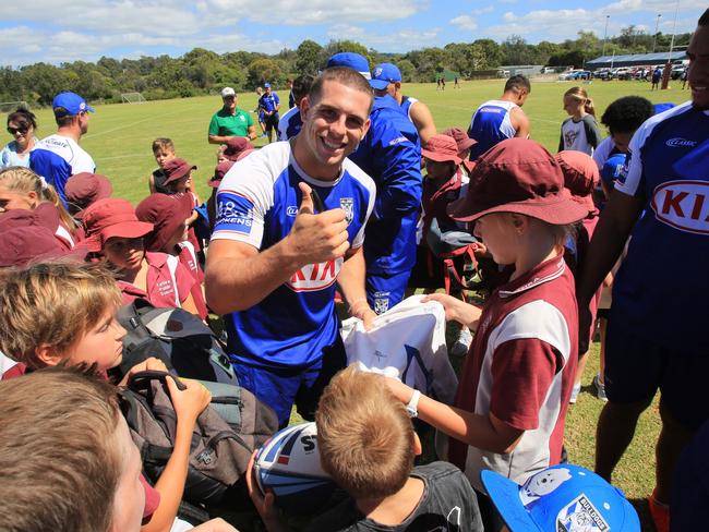 Canterbury Bulldogs training at Tarthra which was ravaged by bushfires.  The local primary school has been given the day off to watch them train ahead of their trial match in Bega on Saturday. Picture John Ford.  .