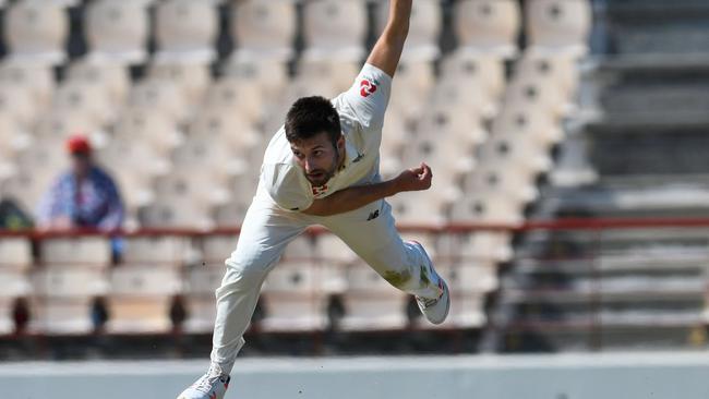 Mark Wood of England bowls during day 2 of the 3rd and final Test between West Indies and England at Darren Sammy Cricket Ground, Gros Islet, Saint Lucia, on February 10, 2019. (Photo by Randy Brooks / AFP)