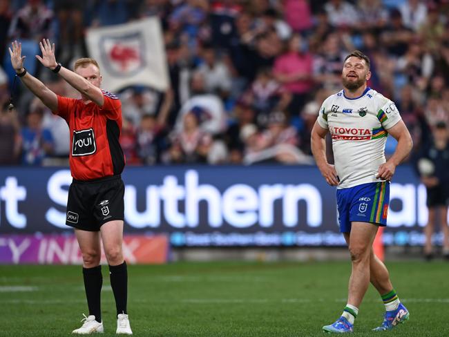 Elliott Whitehead was sin binned for the tackle. Picture: NRL Photos