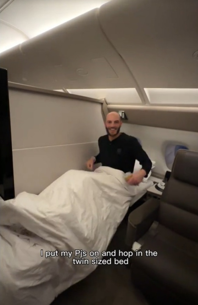 He was blown away the airline’s twin sized bed. Picture: TikTok/countingcountries