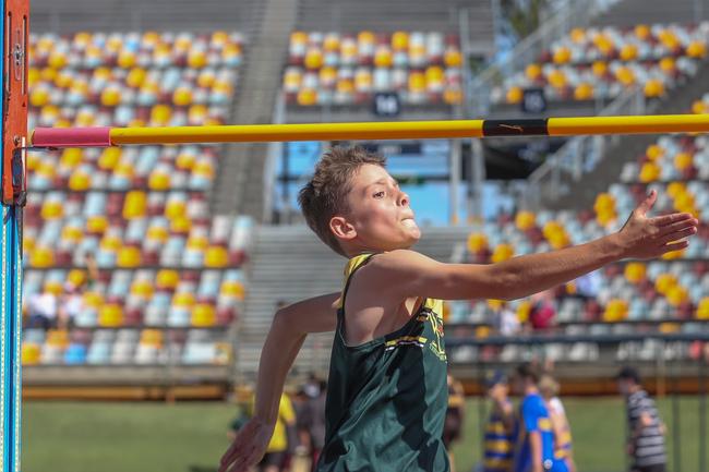 AIC Track &amp; Field Championships from QSAC, Photos by Stephen Archer