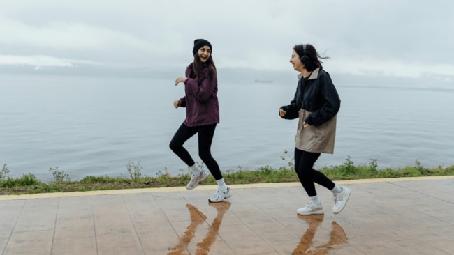 No matter how many times we’re reminded how important a warm up is, many of us still jump straight into a jog without a stretch. Image: Pexels