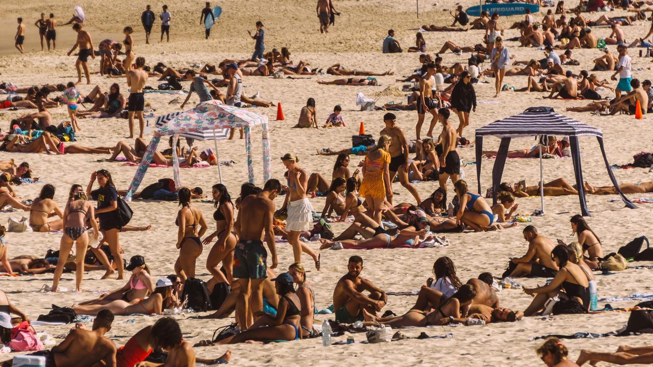 ‘Unofficial long weekend’: Pics of Bondi on a Monday will make you jealous