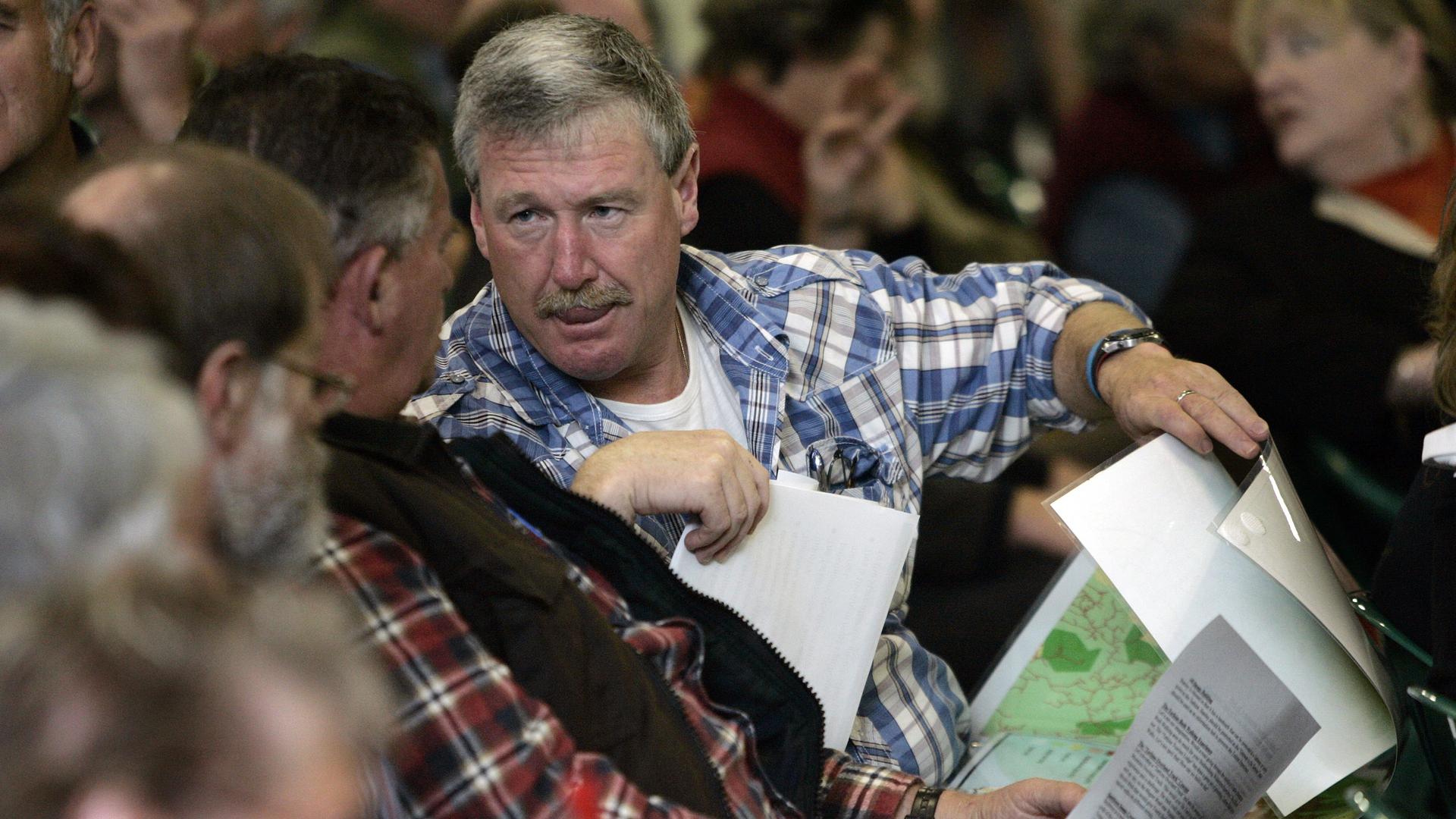 Tarkine National Coalition convened meeting at Wynyard, Forestry Tasmania Tarkine Forest Drive proposal, Braddon MHA Bryan Green in the crowd during the public meeting