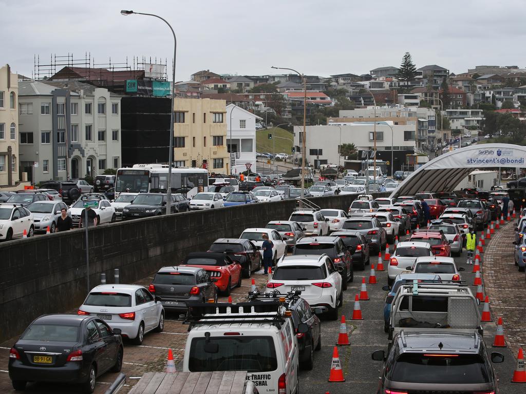 Hundreds of people are rushing to get tested for Covid as Omicron spreads across NSW. Picture: Photo by Lisa Maree Williams/Getty Images