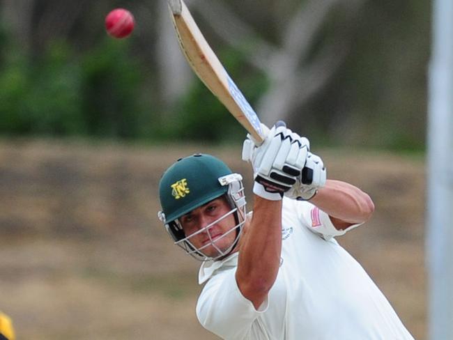 S21nl930 Cricket Northcote versus Richmond at Westgarth St, Westgarth VIC, Bill Lawry Oval. Marcus Stoinis batting for Northcote.