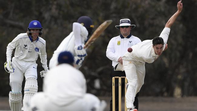 Sam Beer sends one down for Ringwood. Picture: Andy Brownbill