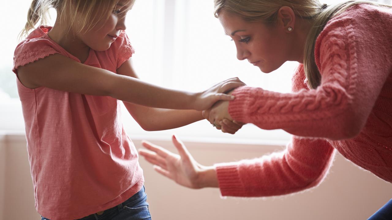 Push for smacking kids to be a crime