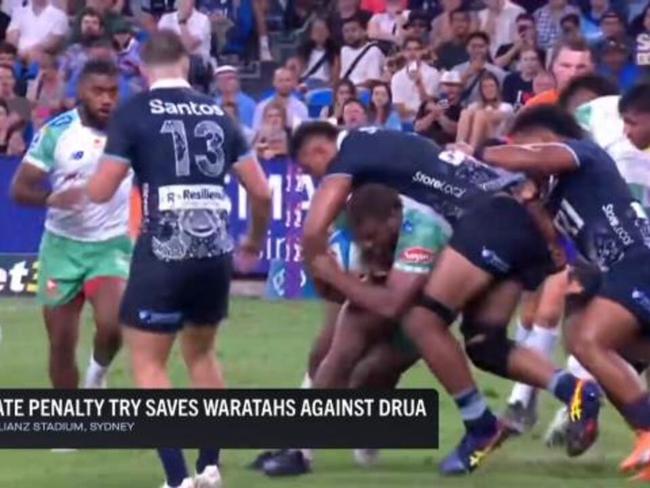 Penalty try saves Waratahs from defeat