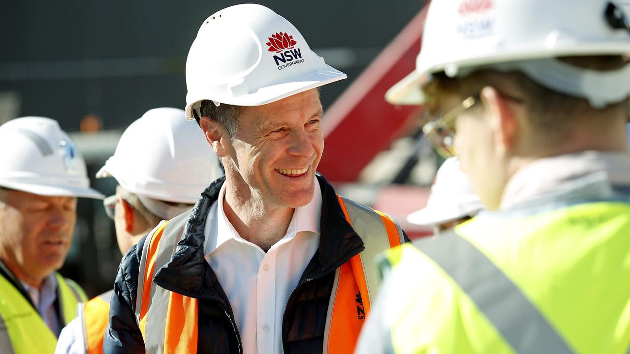 NSW Premier Chris Minns has demanded the suspension of the CFMEU construction and general division from the state Labor Party. Picture: NewsWire / John Appleyard