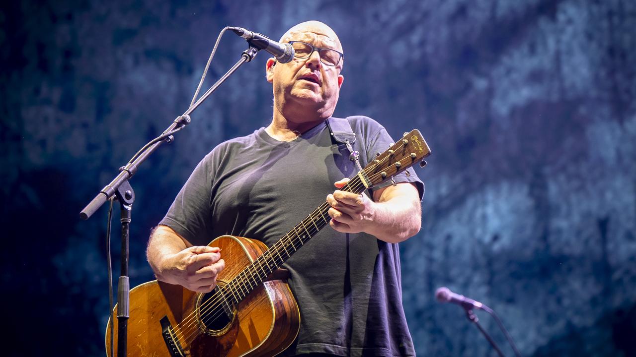 Pixies legend on supporting Pearl Jam and their classic album tour