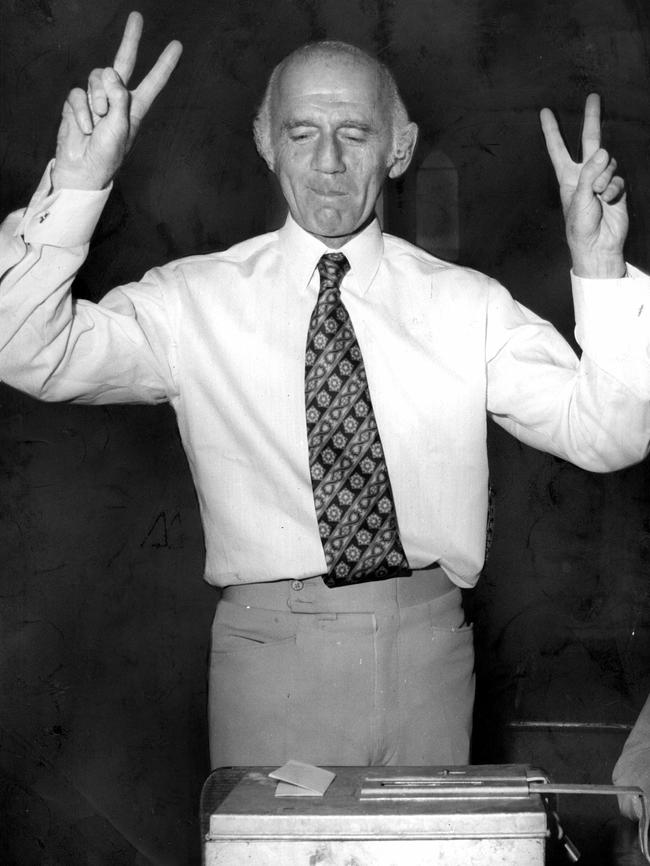 Then-Prime Minister Sir Billy McMahon signals his "V for Victory" as he casts his vote in the 1972 federal election. Picture: News Limited