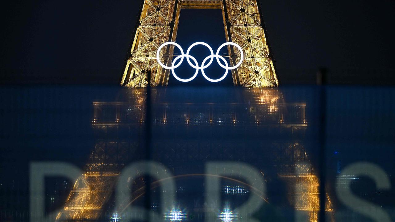 Paris will keep Olympic rings on Eiffel Tower after the Games departs France