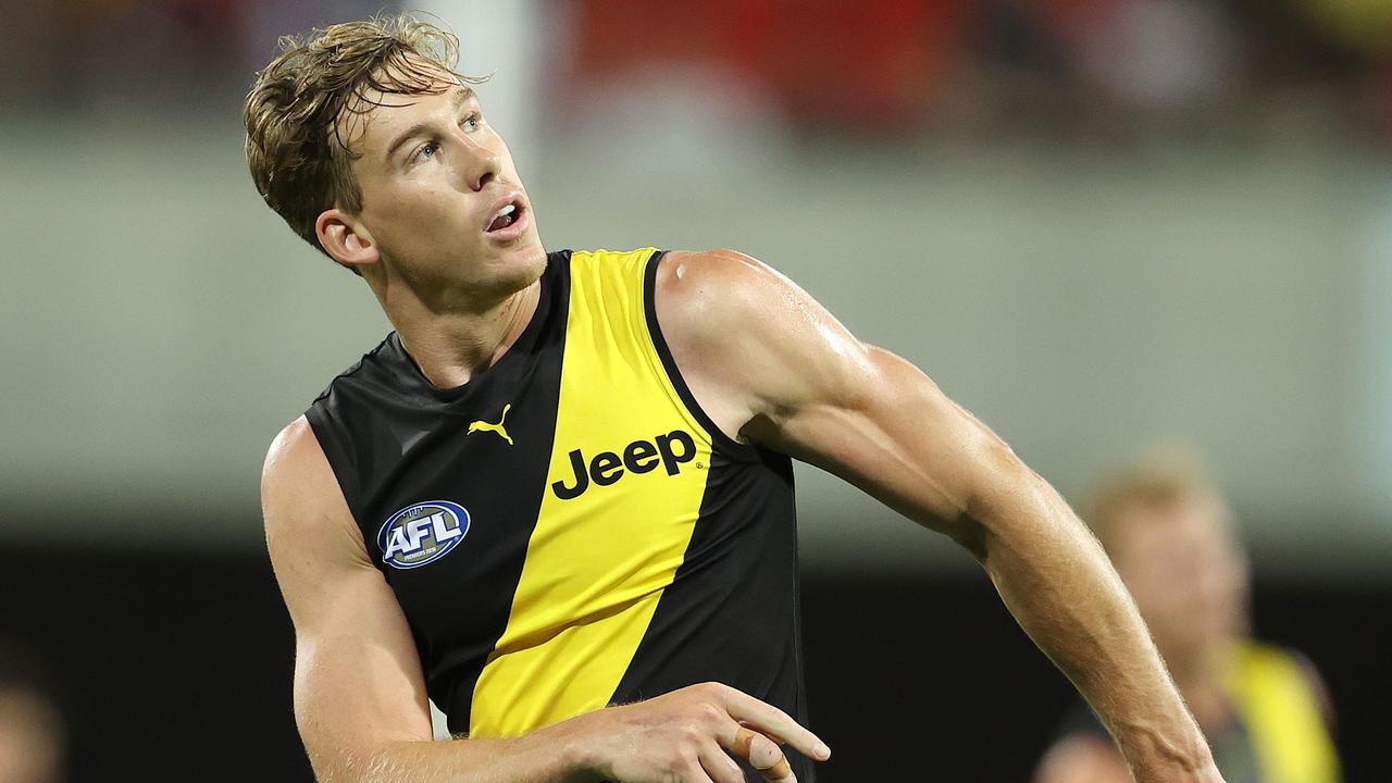 Tom Lynch is in a big form slump, whatever Damien Hardwick says. Picture: Michael Klein