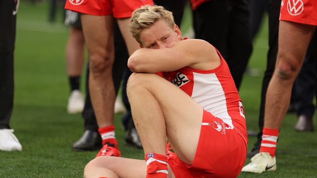 Wasn’t meant to be like this. Photo by Robert Cianflone/AFL Photos via Getty Images.