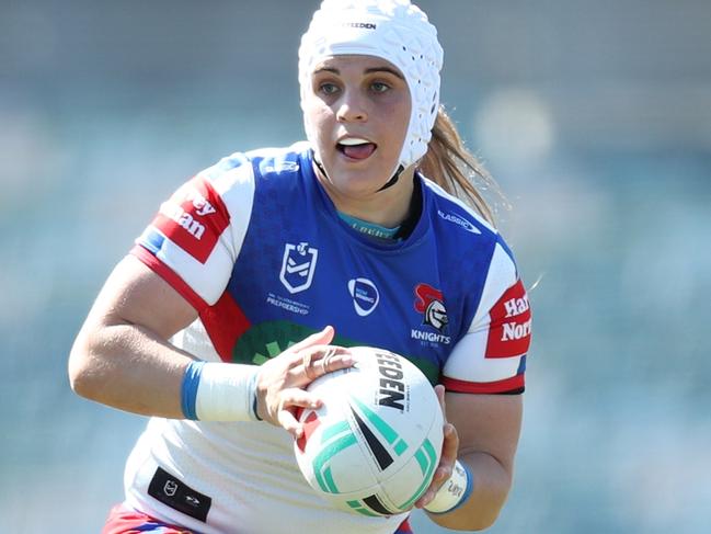 CANBERRA, AUSTRALIA - SEPTEMBER 02: Jesse Southwell of the Knights runs the ball during the round seven NRLW match between Canberra Raiders and Newcastle Knights at GIO Stadium on September 02, 2023 in Canberra, Australia. (Photo by Jason McCawley/Getty Images)