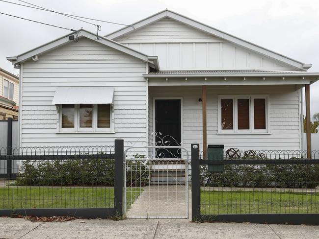 MELBOURNE, AUSTRALIA - NewsWire Photos APRIL 09, 2021:  Generic housing stock in suburbs of Melbourne, Victoria. Picture: NCA NewsWire / Daniel Pockett