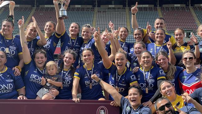 Bond Uni women's premiership winners.
