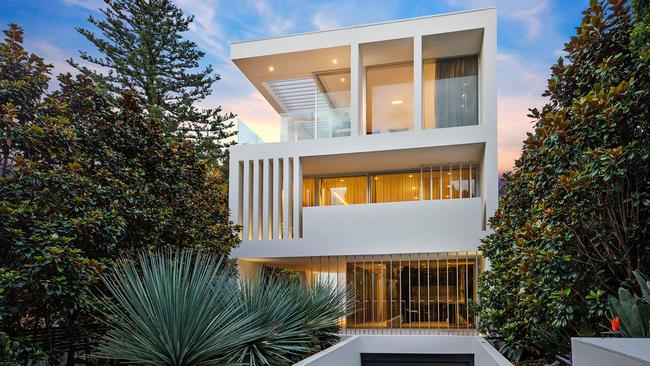 35 Warren Road, Bellevue Hill.