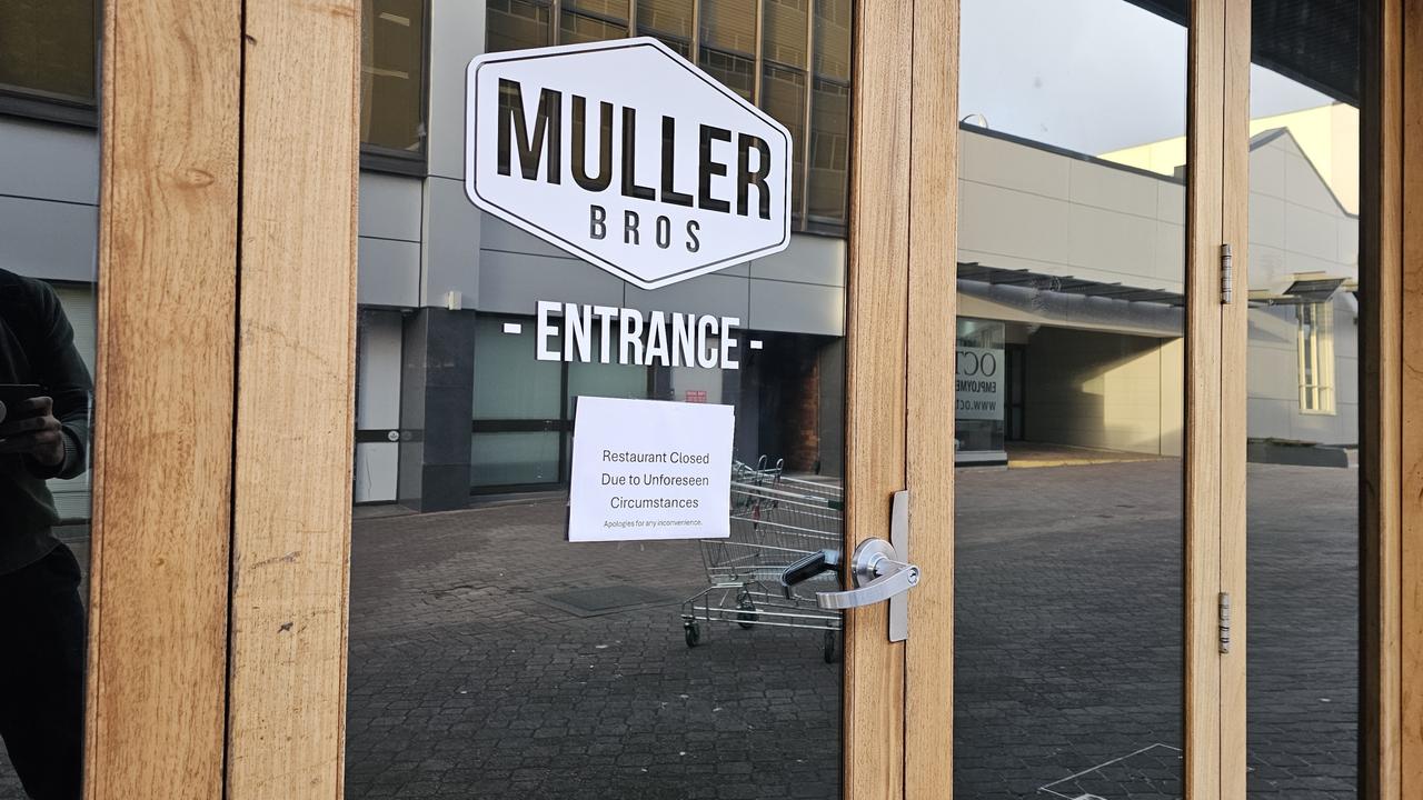 Muller Bros in the Bell Street Mall of the Toowoomba CBD has closed suddenly.