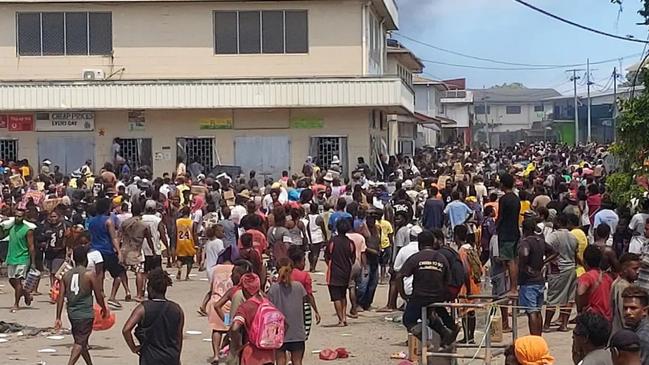 Large crowds are seen in Honiara as civil unrest continues. Picture: Twitter