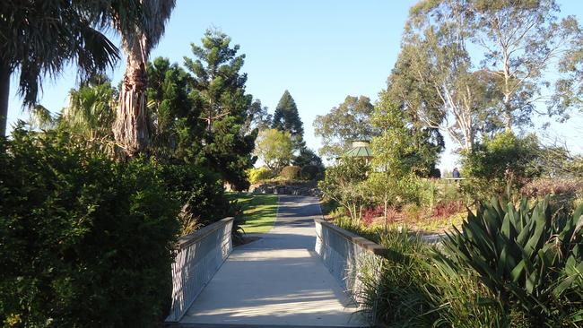 Find tranquillity at Nurragingy Reserve, Doonside.