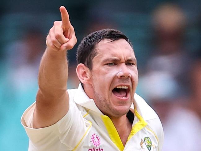 Australia's Scott Boland reacts after dismissing England's Haseeb Hameed on day five of the fourth Ashes cricket test between Australia and England at the Sydney Cricket Ground (SCG) on January 9, 2022. (Photo by DAVID GRAY / AFP) / -- IMAGE RESTRICTED TO EDITORIAL USE - STRICTLY NO COMMERCIAL USE --