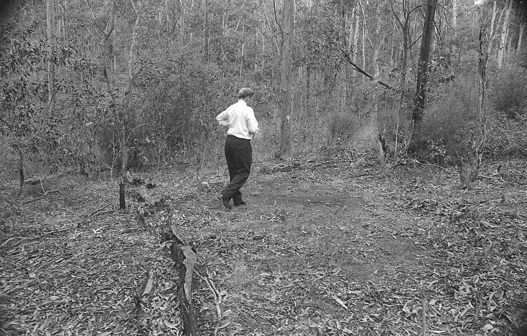 Police search in the Murphys Creek area following the murder of two Sydney nurses Lorraine Wilson and Wendy Evans in 1974.