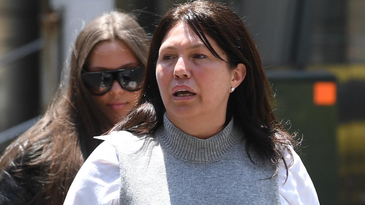 Melbourne home of gangland widow Roberta Williams raided
