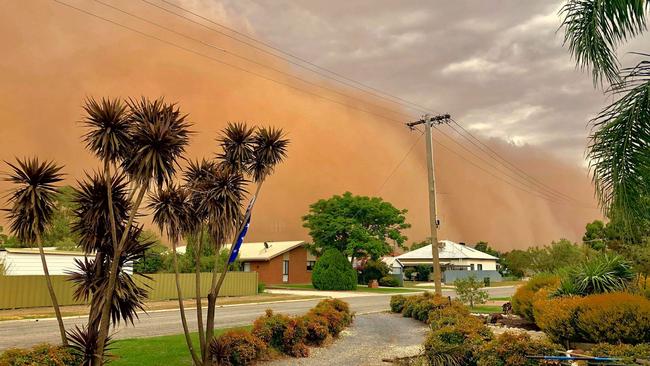 The scene in Kerang. Picture: Janelle Burton