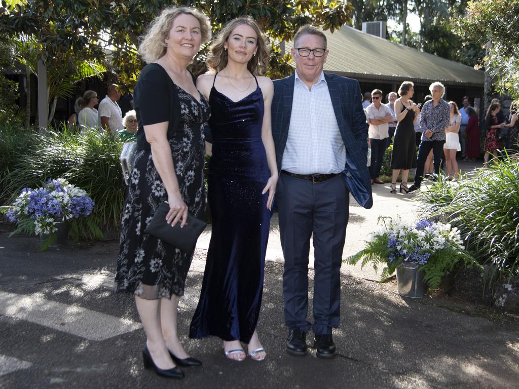 Abby Muncaster and parents