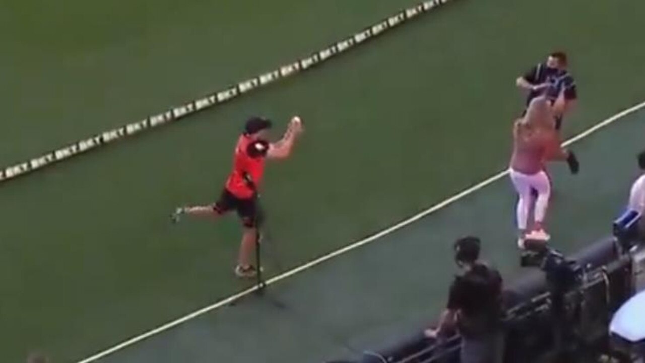 Renegades coach Michael Klinger took a fantastic mid-interview catch.