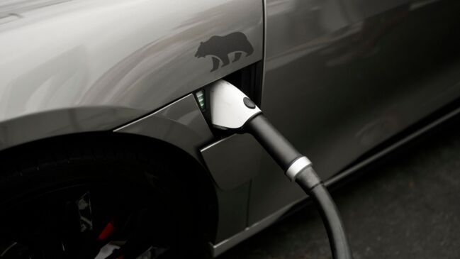 WSJ Opinion: The Coming Electric-Vehicle Collision