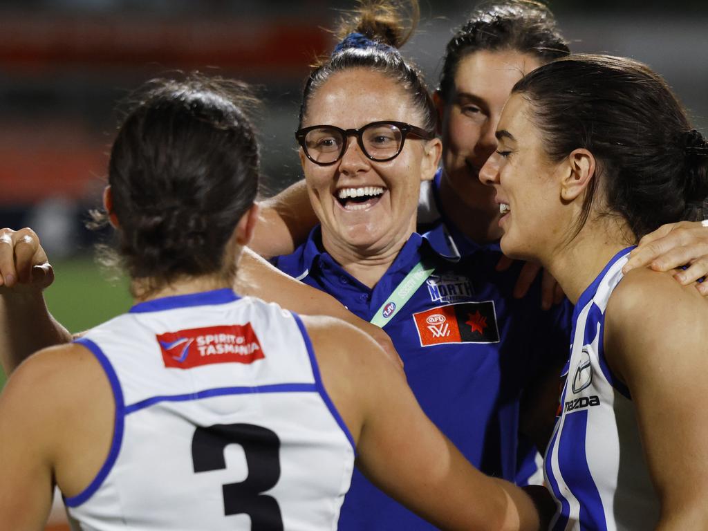 Emma Kearney celebrates with teammates after the qualifying final. Picture: Daniel Pockett/Getty Images