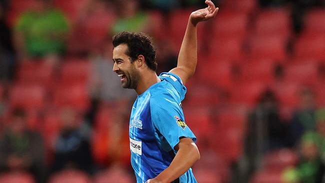 Wes Agar gets in on the action by dismissing Gurinder Sandhu. Picture: Cameron Spencer/Getty Images