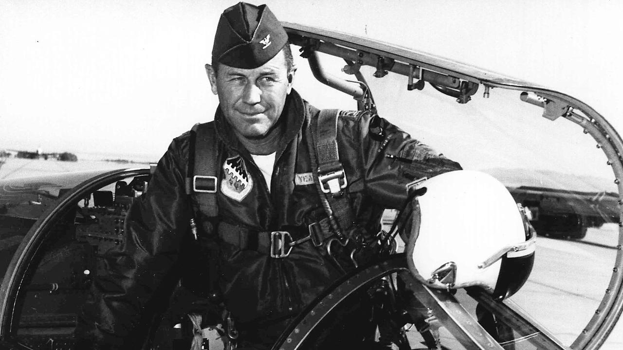 Pilot Chuck Yeager dies aged 97 | The Australian