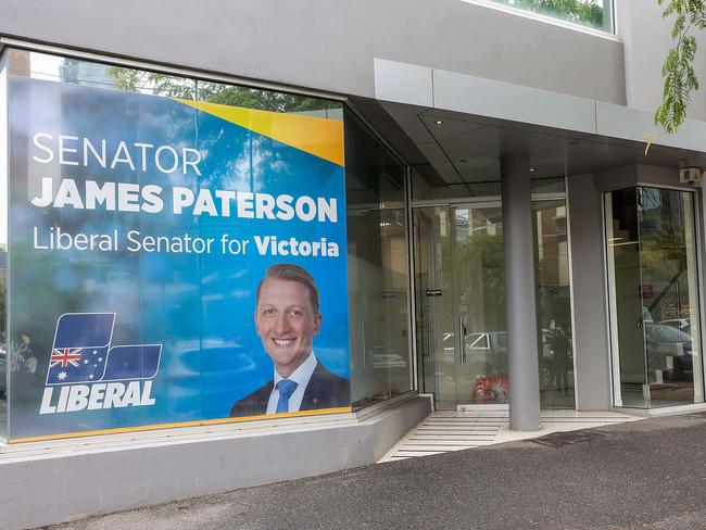 MELBOURNE, AUSTRALIA - NewsWire Photos 23 March , 2021: South Melbourne office of Liberal Senator James Paterson where white powder was sent. Picture : NCA NewsWire / Ian Currie