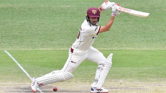 Joe Burns goes on the attack for Queensland against Victoria at The Gabba