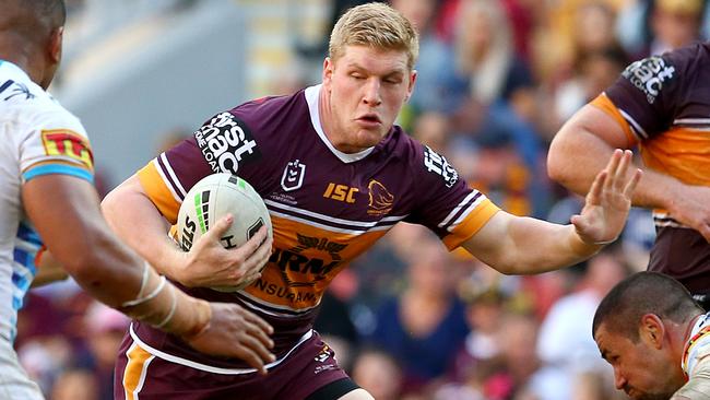 Thomas Flegler makes a run for it. Picture: Jono Searle/Getty Images