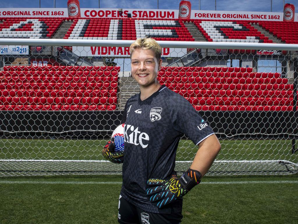 Adelaide United goalkeeper Grace Wilson comes out as non-binary | The ...