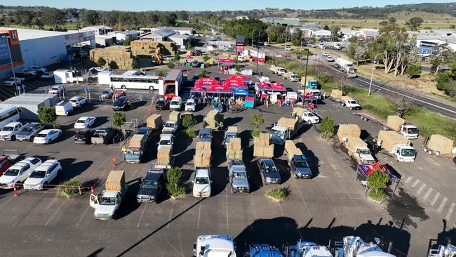 The Rapid Relief Team arrived in Lismore on Friday with 1,241 bales of hay and 880 bags of rye-grass seed to gift to 305 flood-affected farmers.