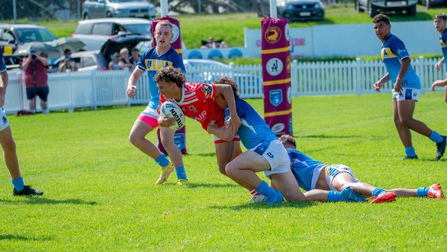 Jack Talbott surging for the try line. Picture: Thomas Lisson