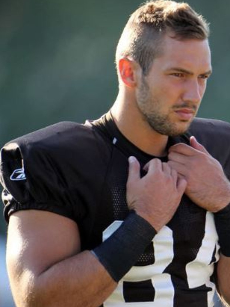 NFL star Jordan Cameron is Tiger Woods's ex Elin Nordegren's baby