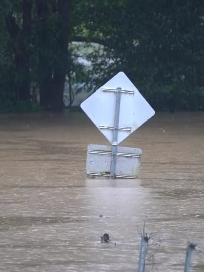 A sign of flooding in the area. Picture: NSW SES