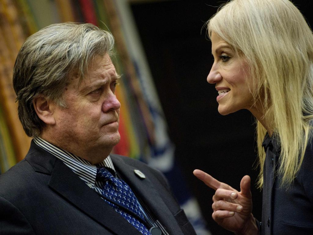 Steve Bannon Former Trump Adviser Arrested And Charged With Fraud Over Build The Wall Crowd