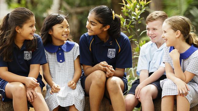 Andrea Vega, 10, Hannah Kim, 9, Isabel Coelho, 11, Macklin Stranack, 8, and Gretel Lazenby, 9. Picture: Justin Lloyd
