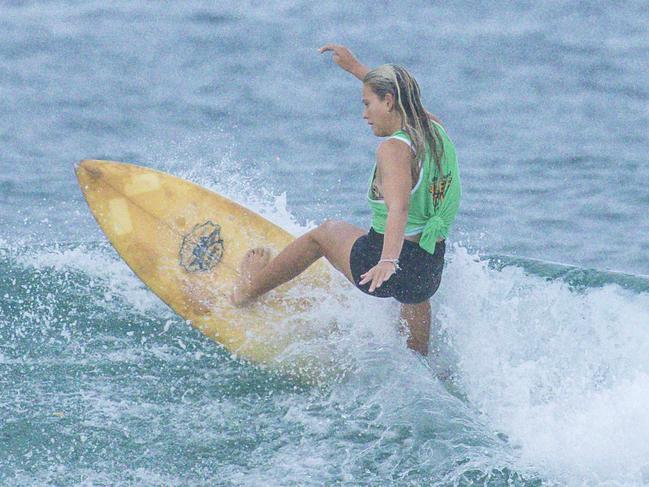 Early Saturday heats of The Burleigh Heads Boardriders Single Fin Festival.Picture: Glenn Campbell