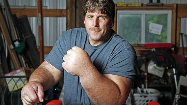 Jeff Dabe is an arm wrestler who looks like Popeye | Photos | news.com.au — Australia's leading news site